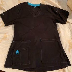 Carhartt scrub top